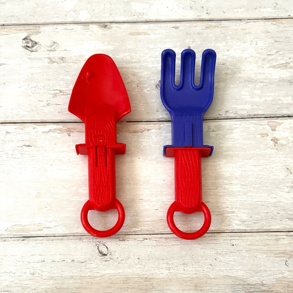 Vintage McDonalds Happy Meal Toys 1991 Shovel & Rake Kids Outdoor Play Set